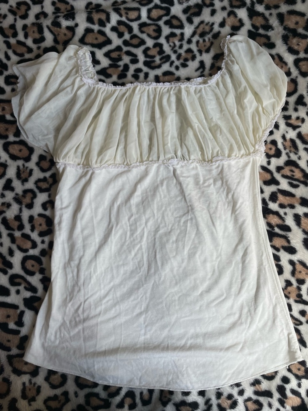 ♡ White Off-Shoulder Ruffle Blouse